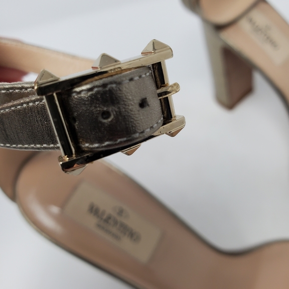 Valentino Champagne Pumps - Picture 5 of 8